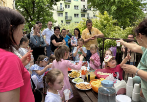 Przerwa na posiłek.