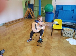 Gramy na gitarze