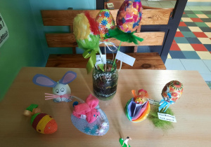 Prace plastyczne dzieci wykonane na konkurs "Pisanki, kraszanki, jajka malowane".
